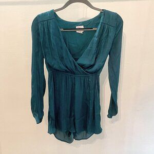 V-Neck Long-Sleeve Romper w/ Pockets!